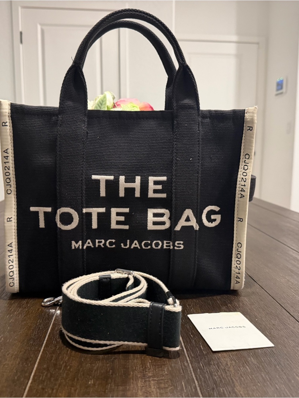 Marc Jacobs the tote bag